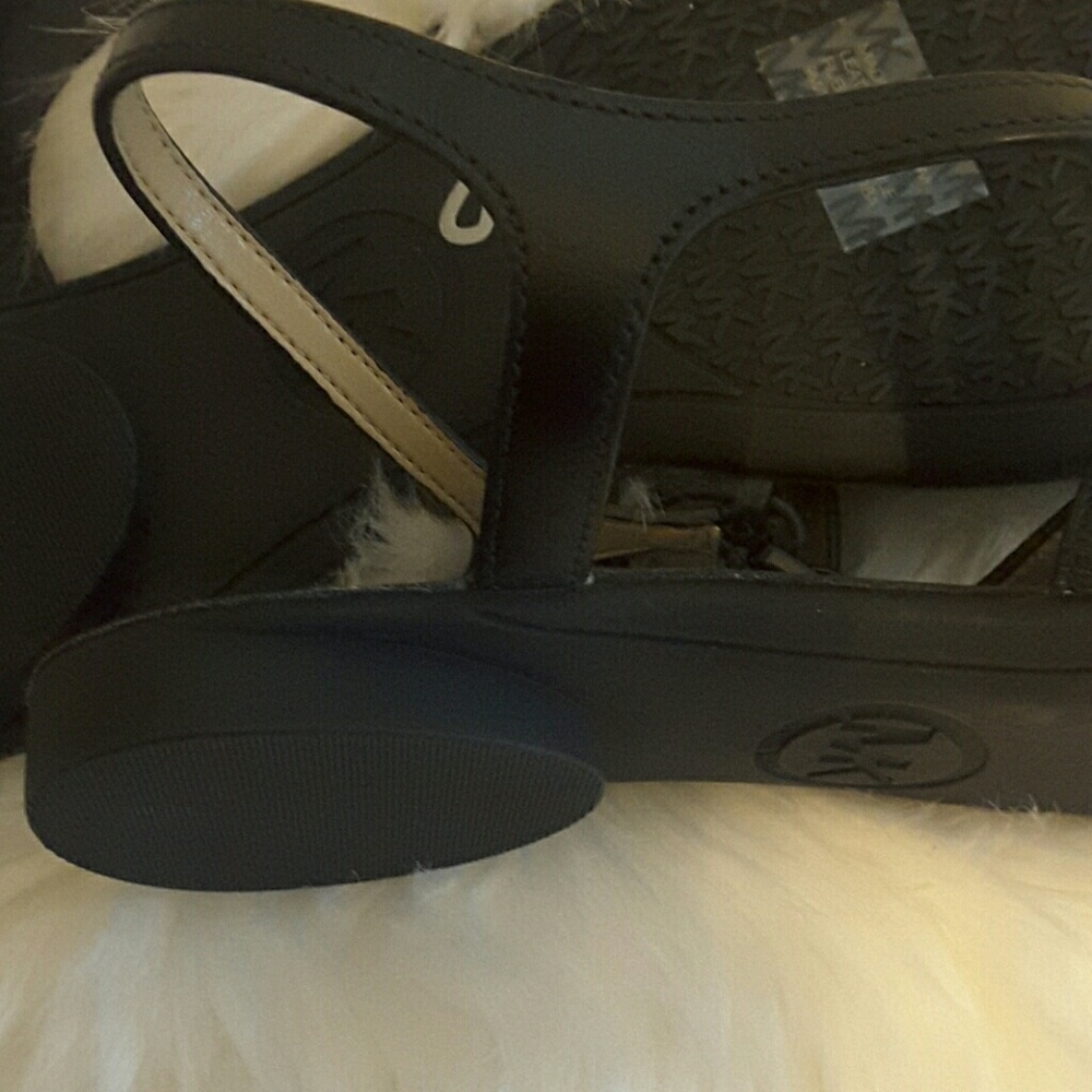 Michael kors flat sandals in black - Picture 8 of 8
